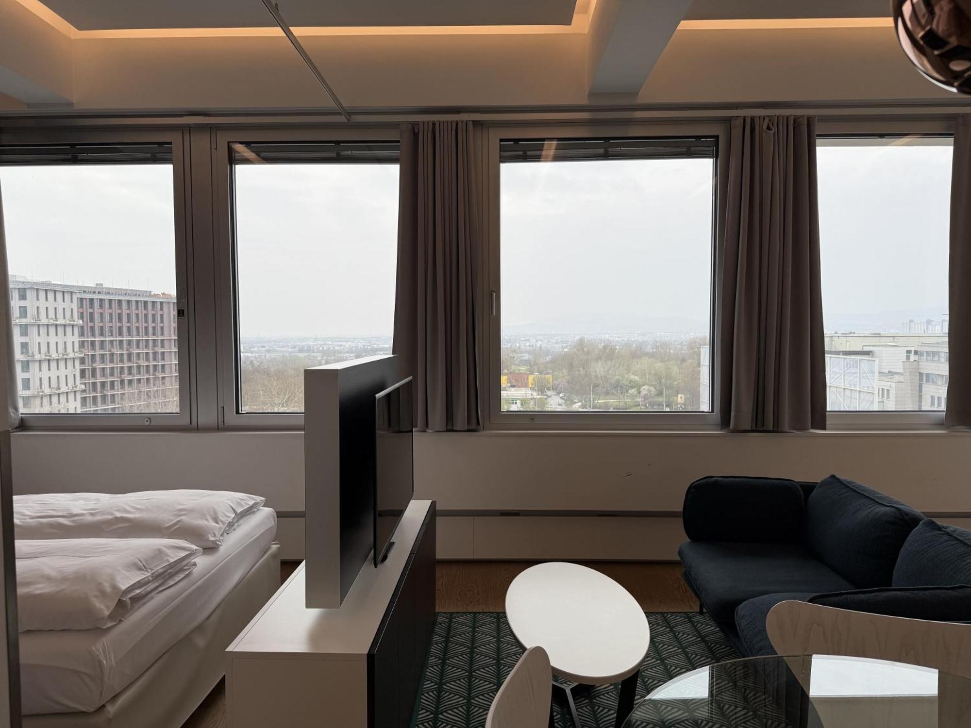 Penthouse-flair With Skyline-view * Wien
